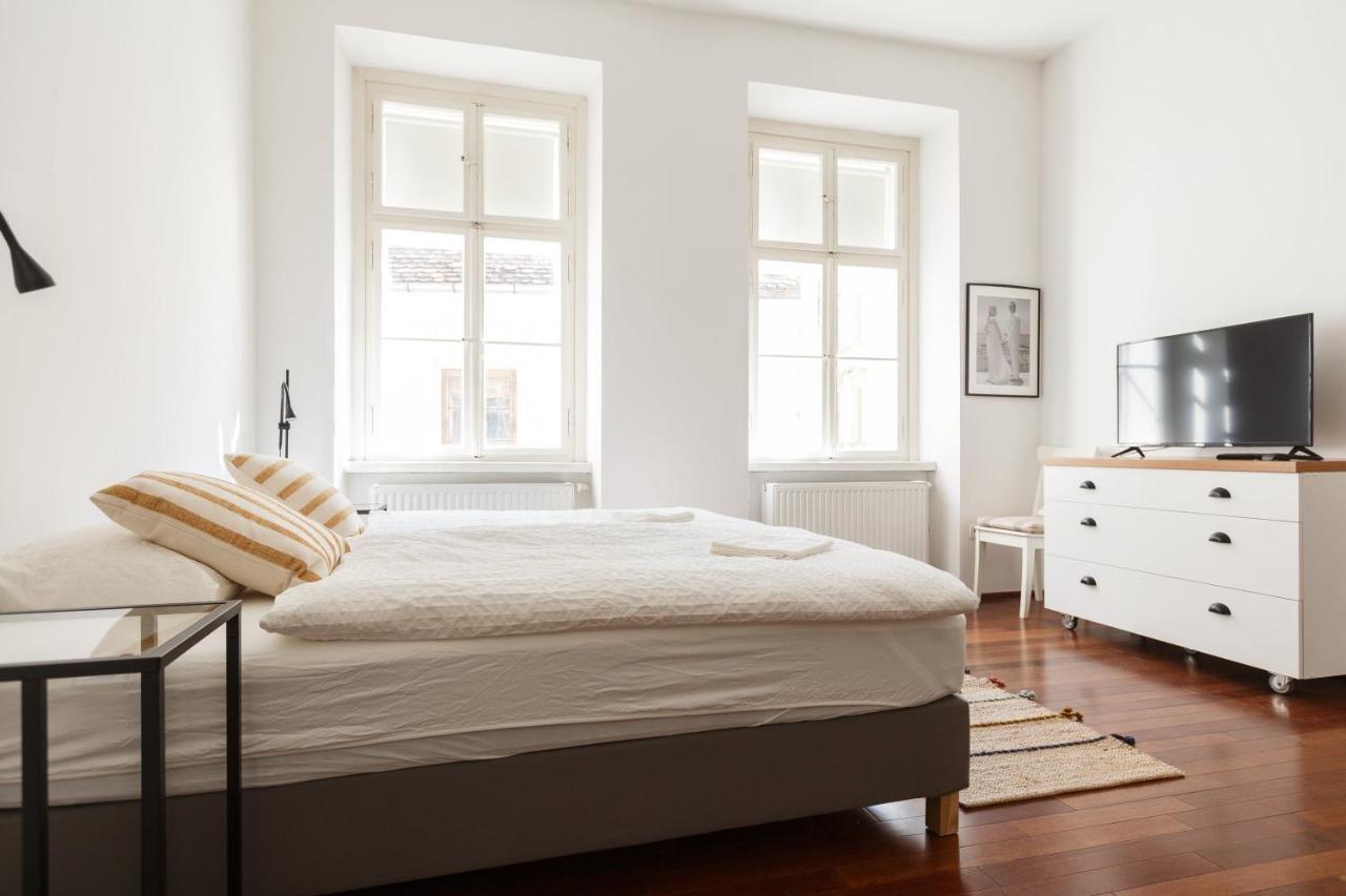 Cool Centre Zagreb Deluxe Apartment Luaran gambar