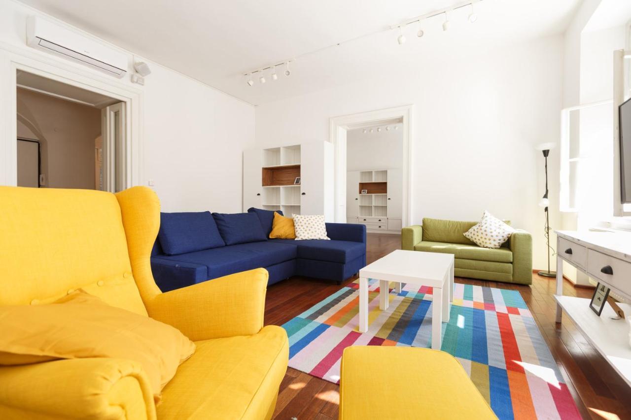 Cool Centre Zagreb Deluxe Apartment Luaran gambar