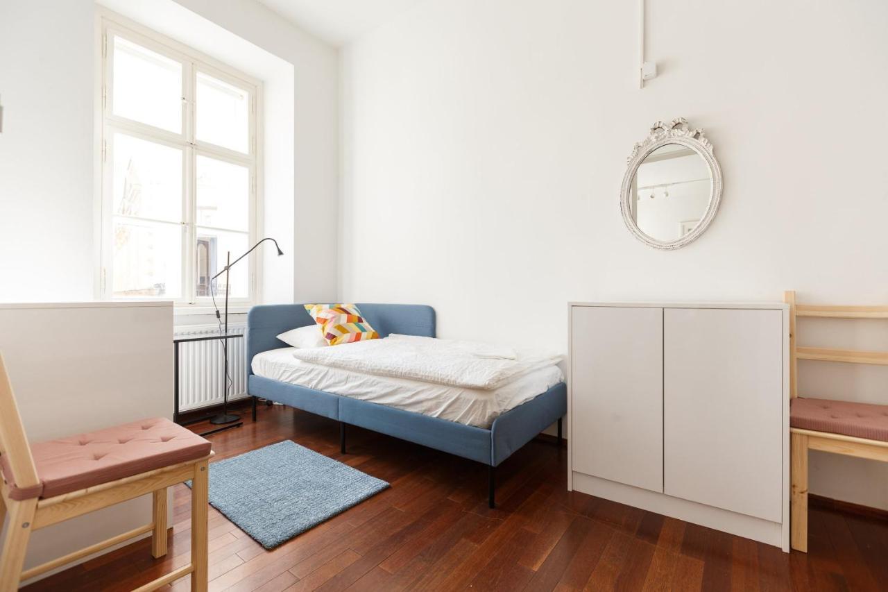 Cool Centre Zagreb Deluxe Apartment Luaran gambar